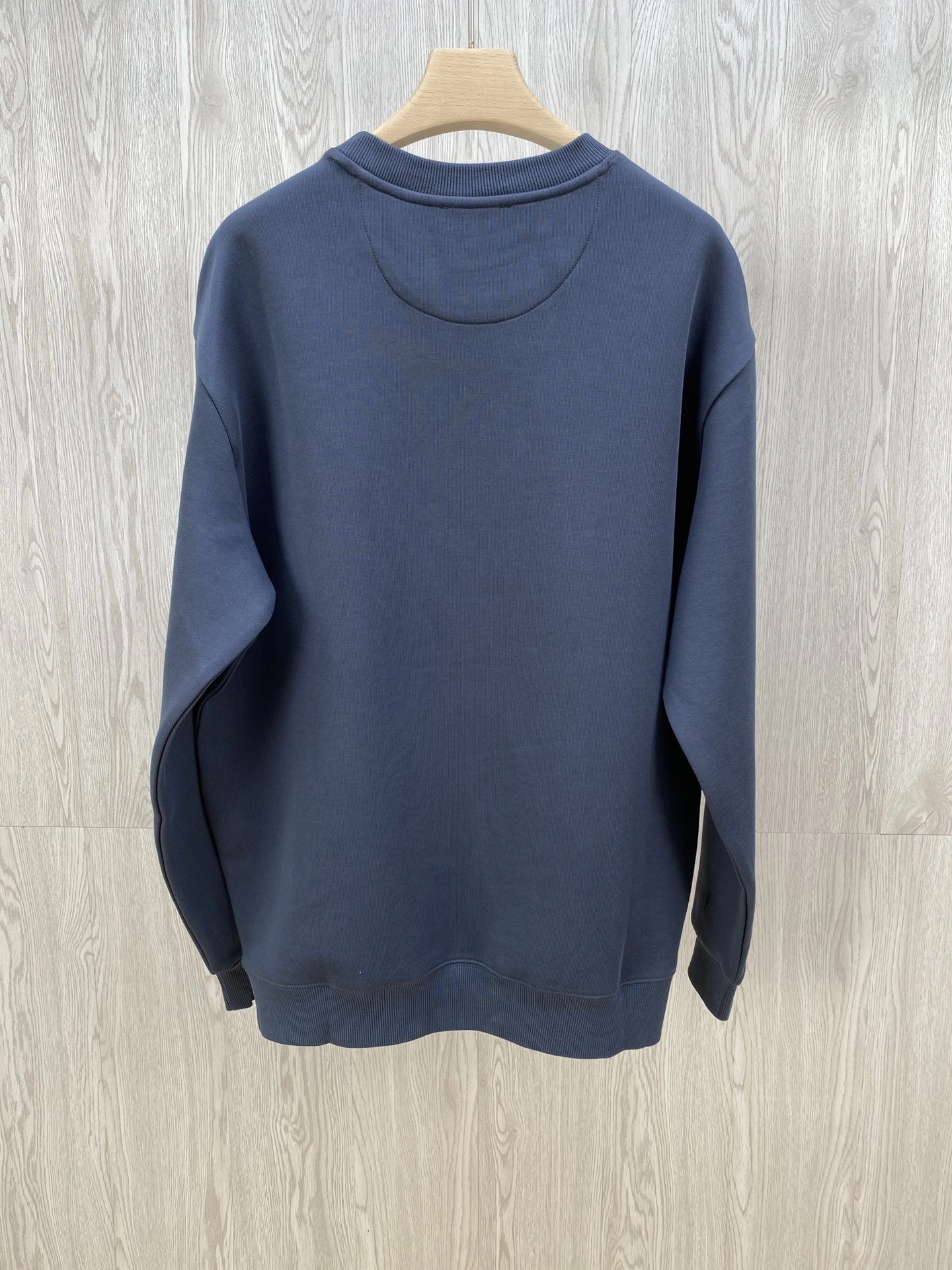 wg.luxury- Pr141 oversized item:D-F409J2638